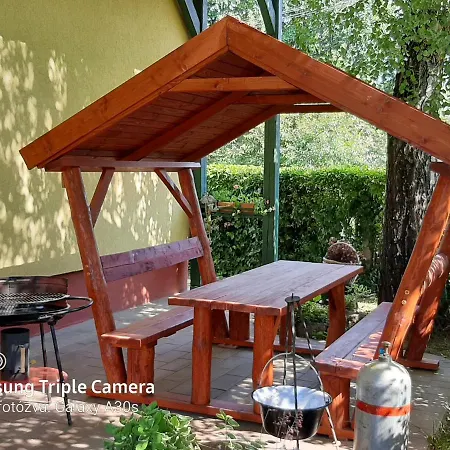 Apartament Tilesch *